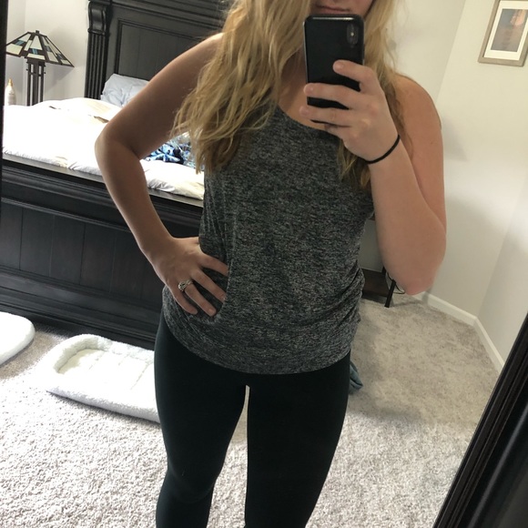 Meet your Posher, Taylor - Picture 5 of 6